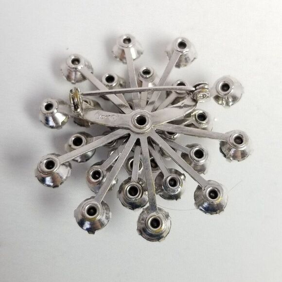 Vintage Coro Silver Tone Rhinestone Starburst Snowflake Brooch Lapel Pin, Signed - Picture 3 of 7